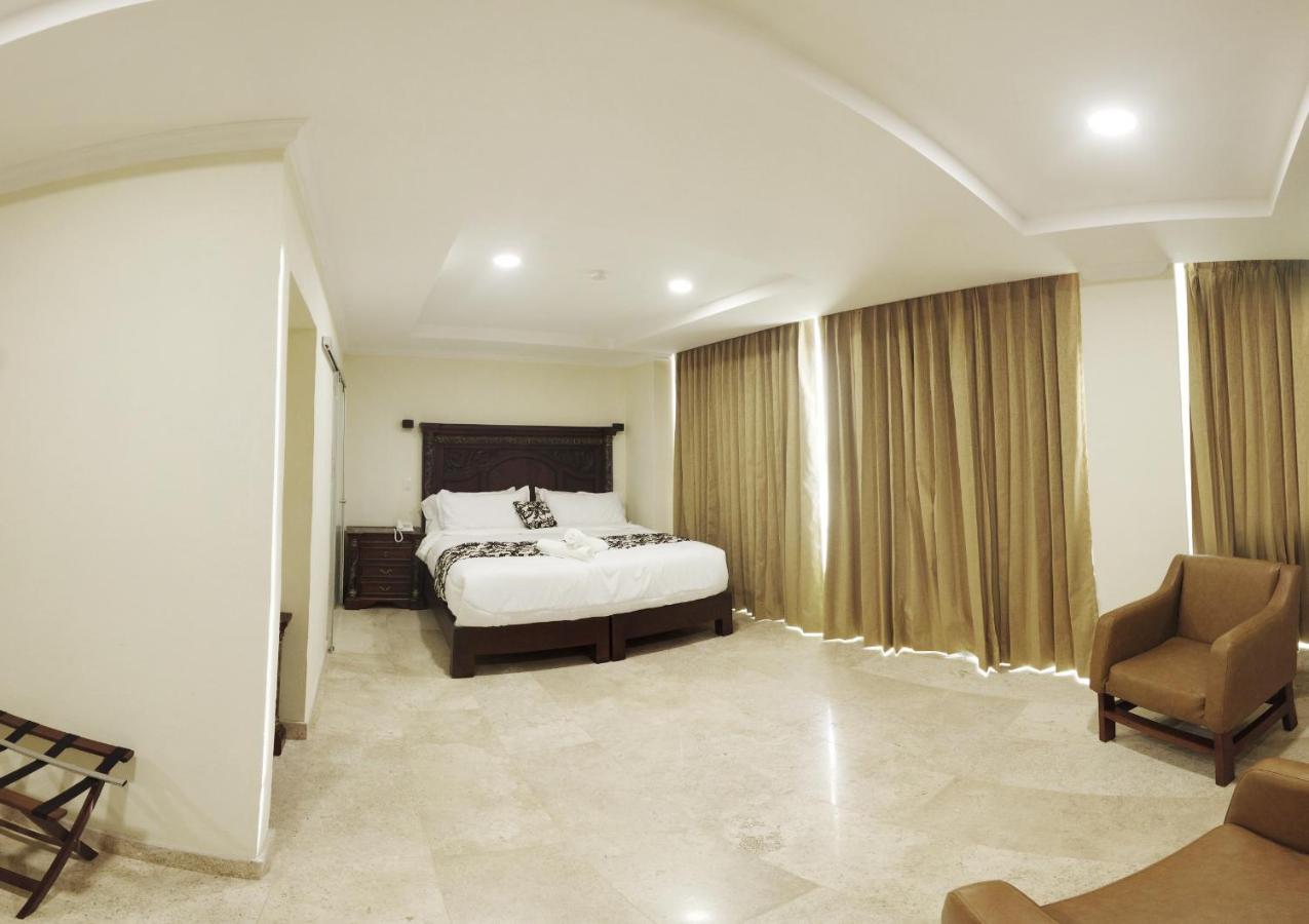 Real De La Pena Hotel 2 Эсекьель-Монтес Экстерьер фото