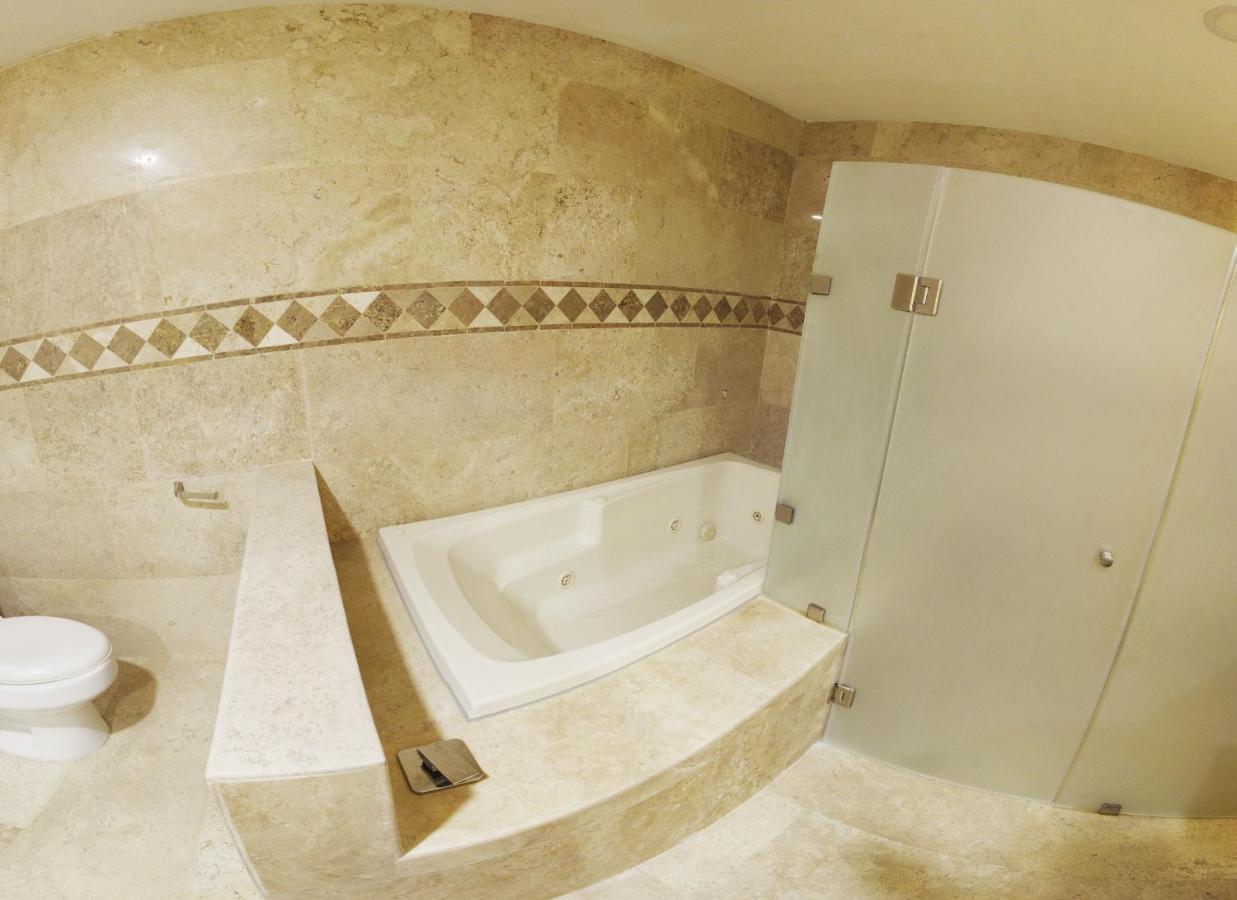 Real De La Pena Hotel 2 Эсекьель-Монтес Экстерьер фото